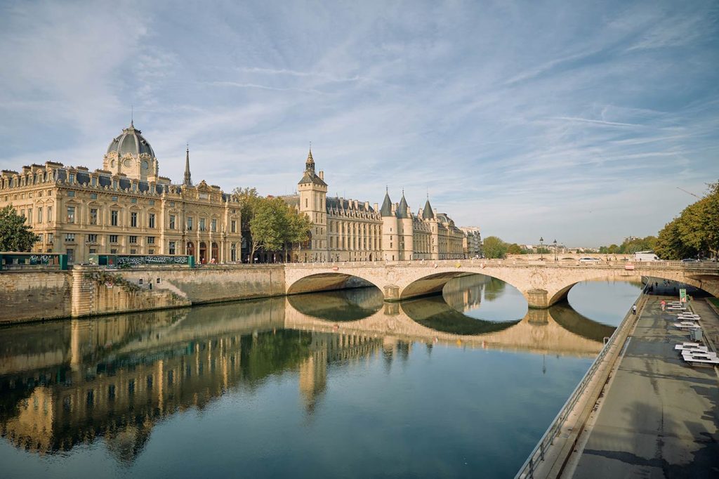 Qué ver en París Loca Suelta en París.