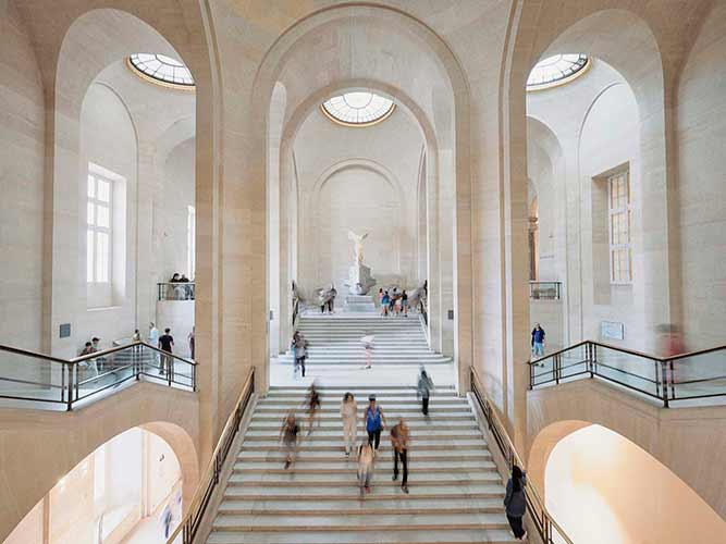 Tour museo del Louvre París