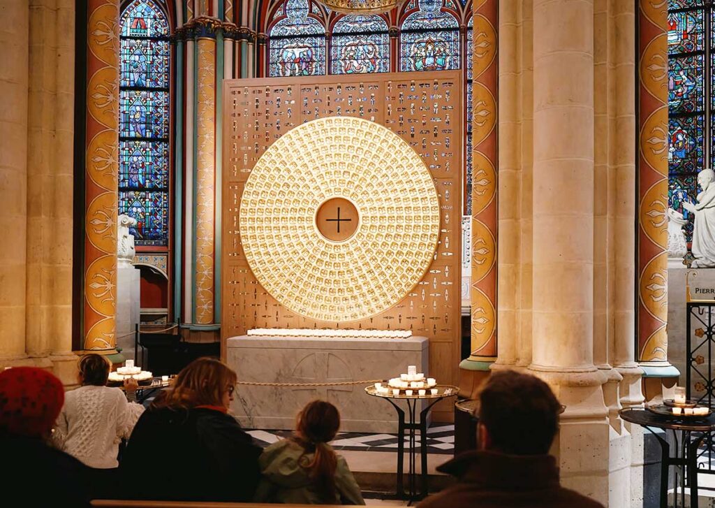 Así es el nuevo relicario de la Catedral de Notre Dame