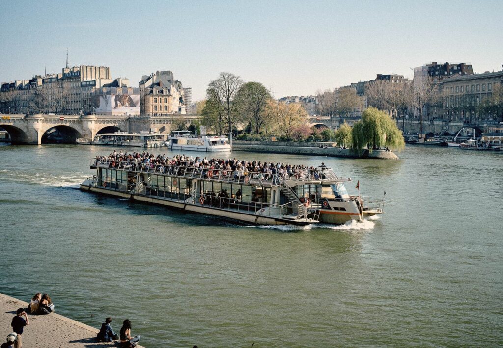 Paseo-en-barco-París-en-español-Ivan-Conde-Ph--DSC_5510